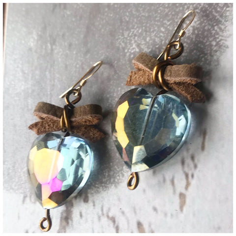 Petite iridescent glass hearts - ROWAN + RAE designs